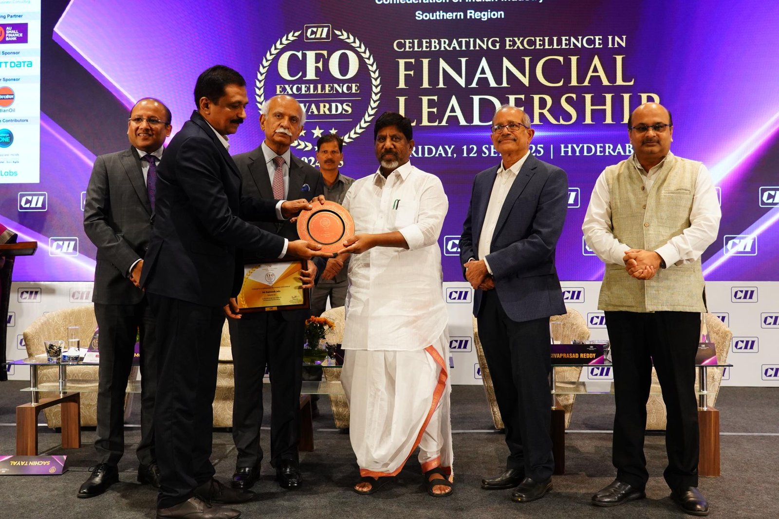 Mr Rajneesh Jain​​​